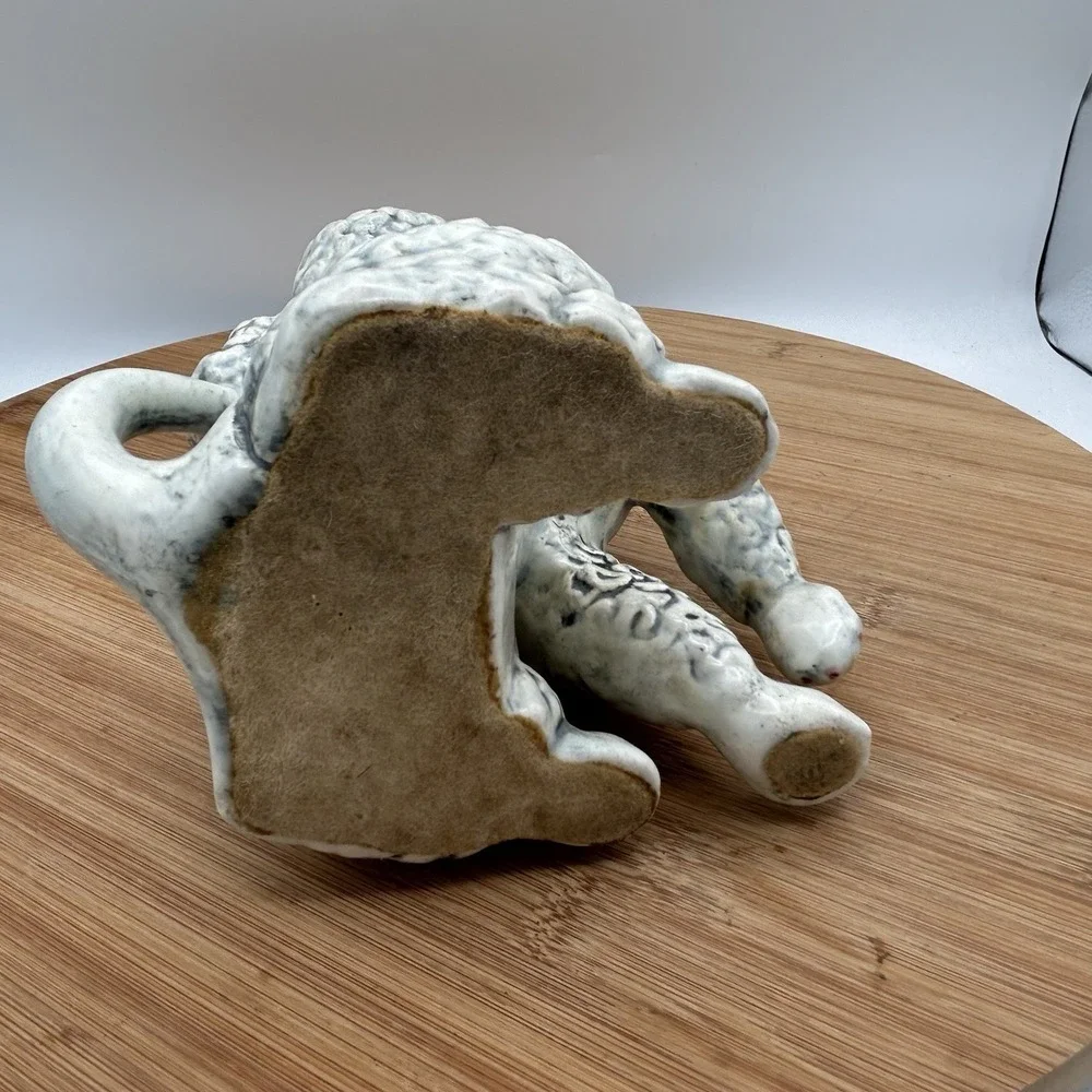 Vtg White Ceramic Sitting Poodle 11